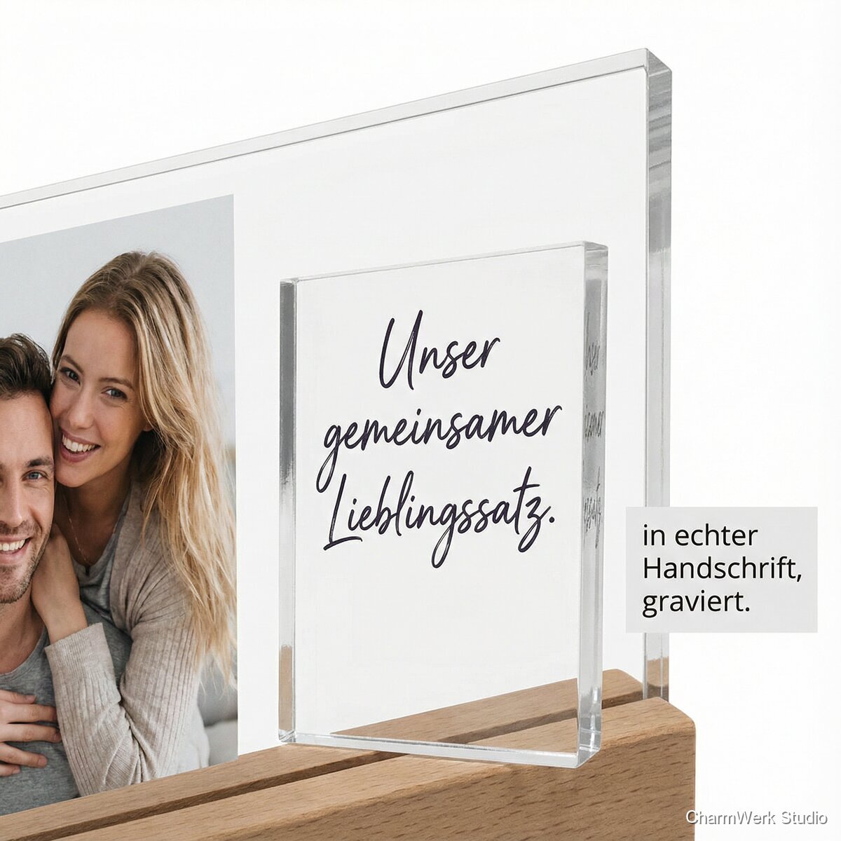 Acryl-Fotoständer mit eingravierter Handschrift - Seitenansicht