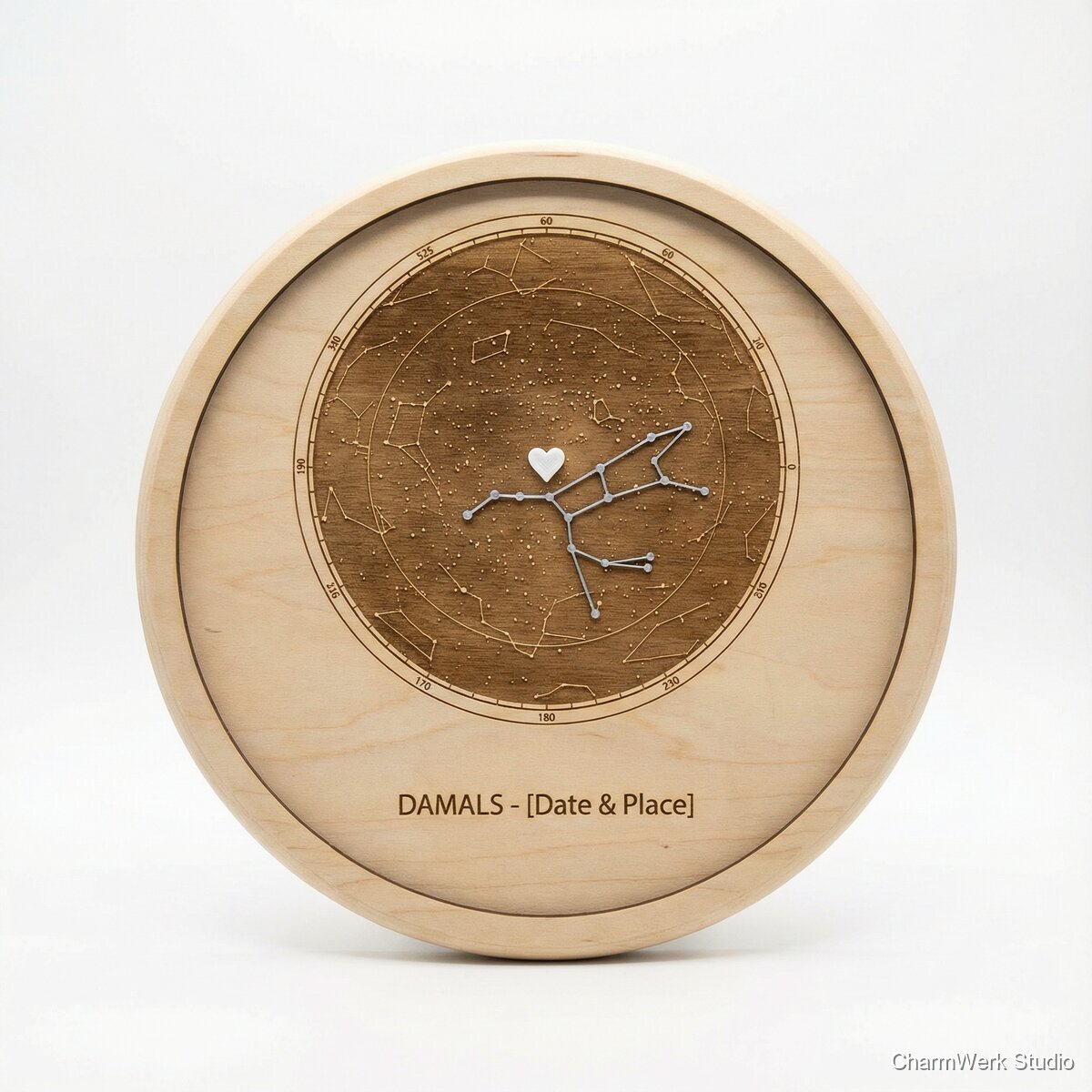 Sternenkarte im Holzrahmen mit 3D-Akzenten