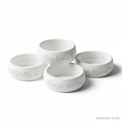 Serviettenring-Set mit Namen und Blumenornament