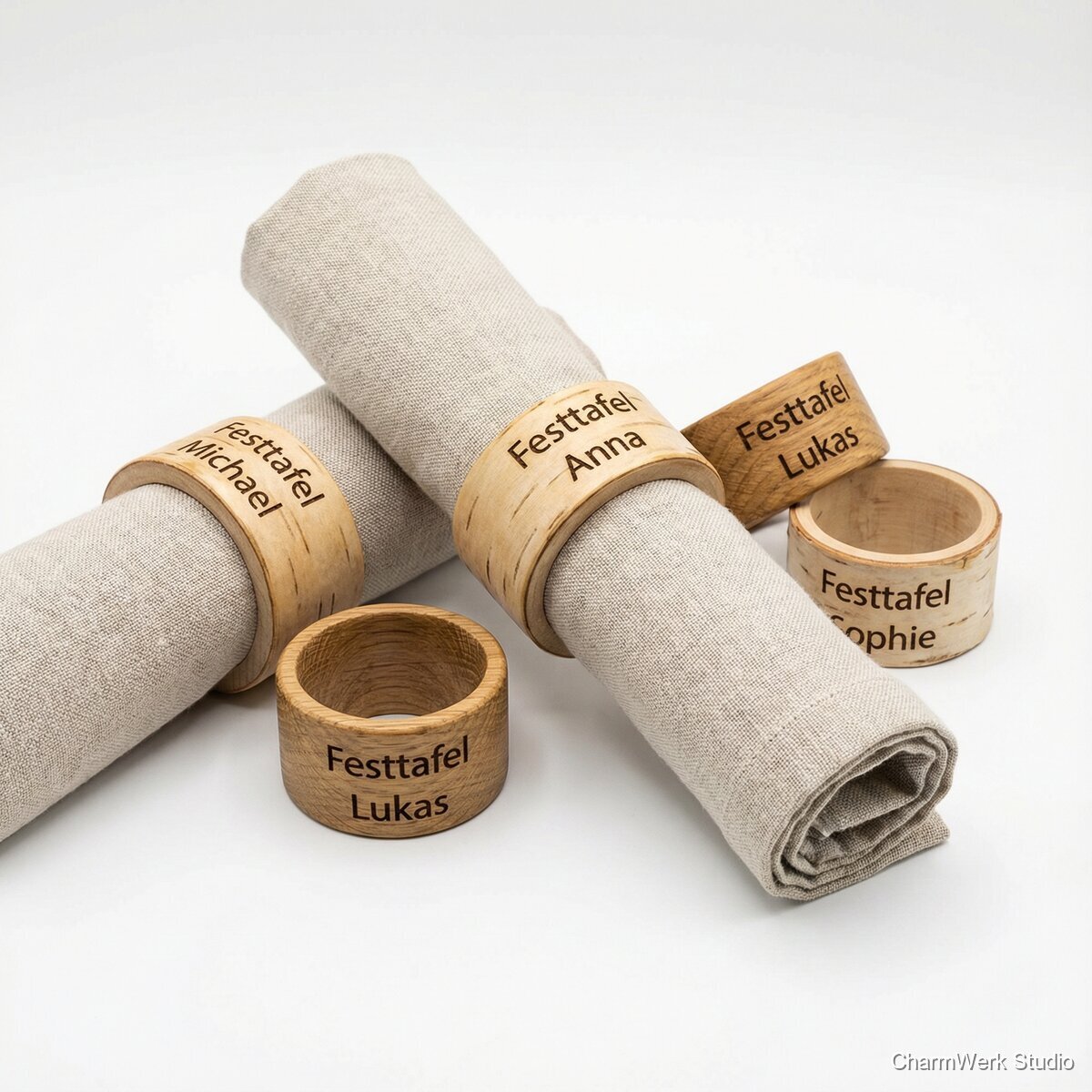 Holz-Serviettenringe „Festtafel“ mit Namensgravur - Seitenansicht