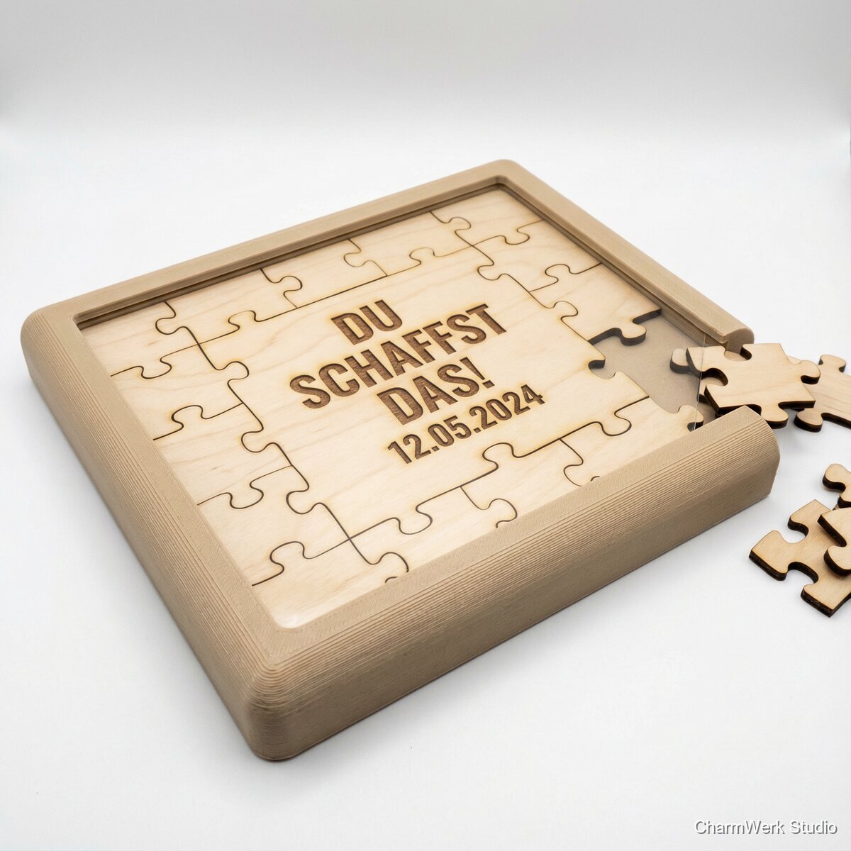 Puzzle-Message: Holzpuzzle im 3D-Rahmen - Seitenansicht