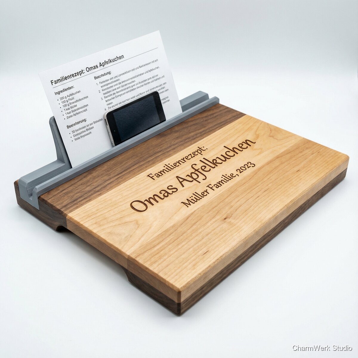 CNC-Schneidebrett mit 3D-Rezeptkartenhalter - Seitenansicht