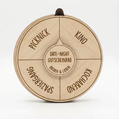 Lasergraviertes „Date-Night“-Gutscheinrad
