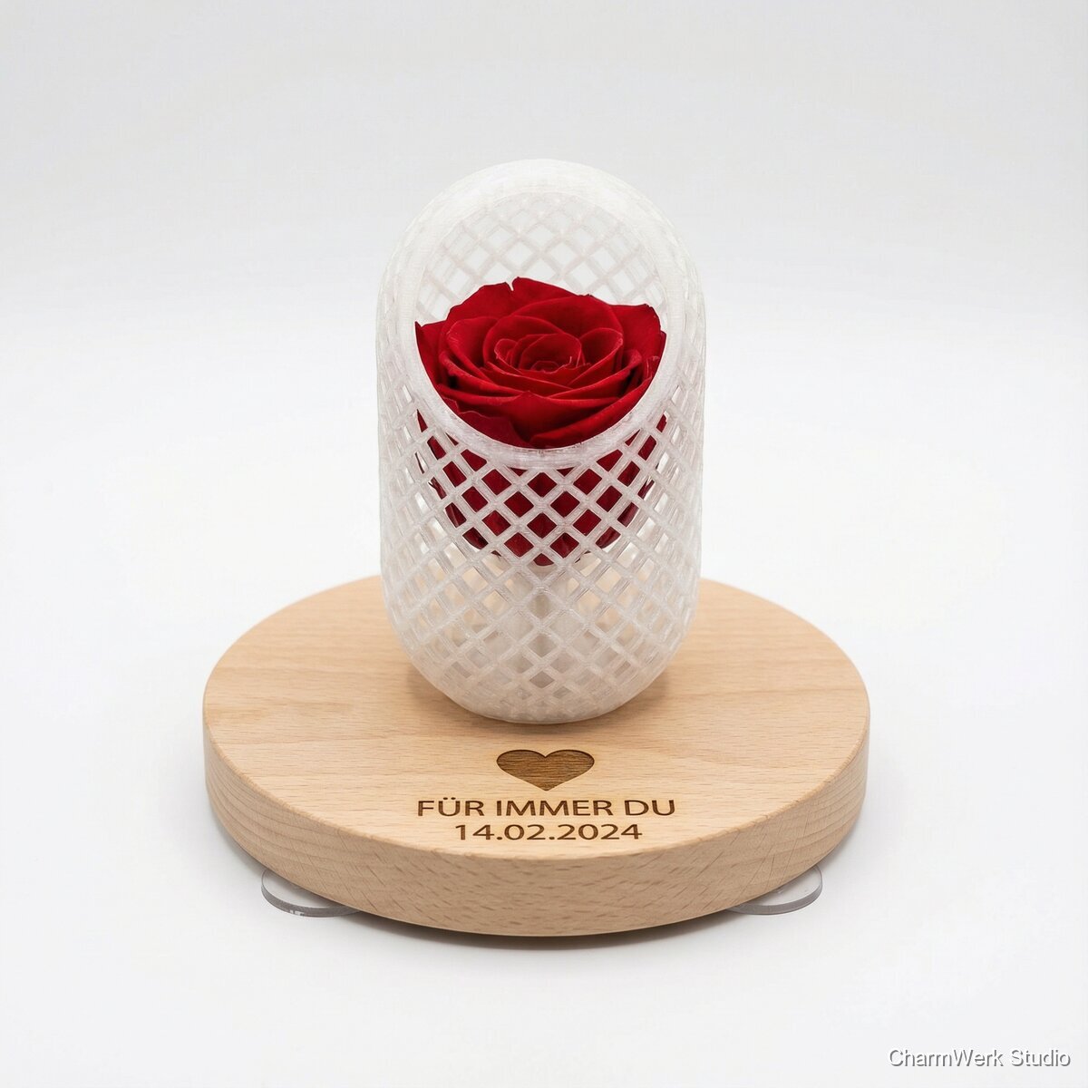 3D-gedruckte Rosenkapsel mit Gravur-Herzboden