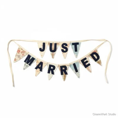 Handgenähter Erinnerungs-Wimpel „Just Married“ im Vintage-Stil