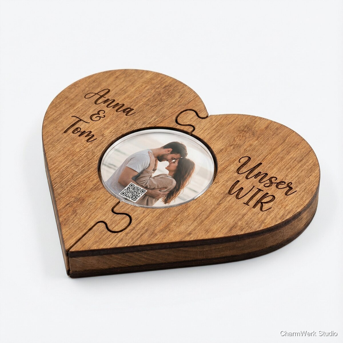 Puzzle-Herz aus Holz mit Acryl-Fotoeinleger - Seitenansicht