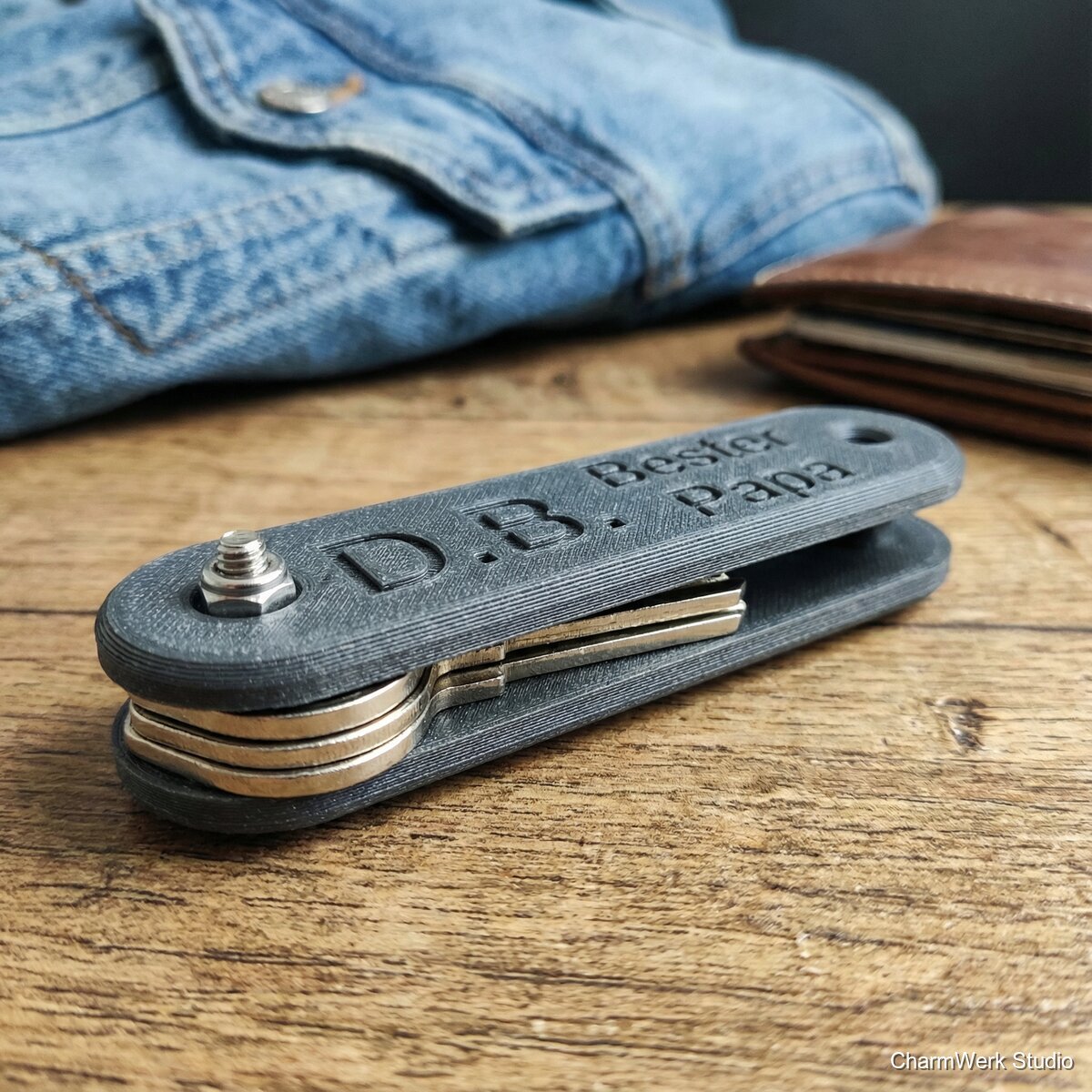 Personalisierter Schlüsselorganizer mit Papa-Initialen - Detailansicht