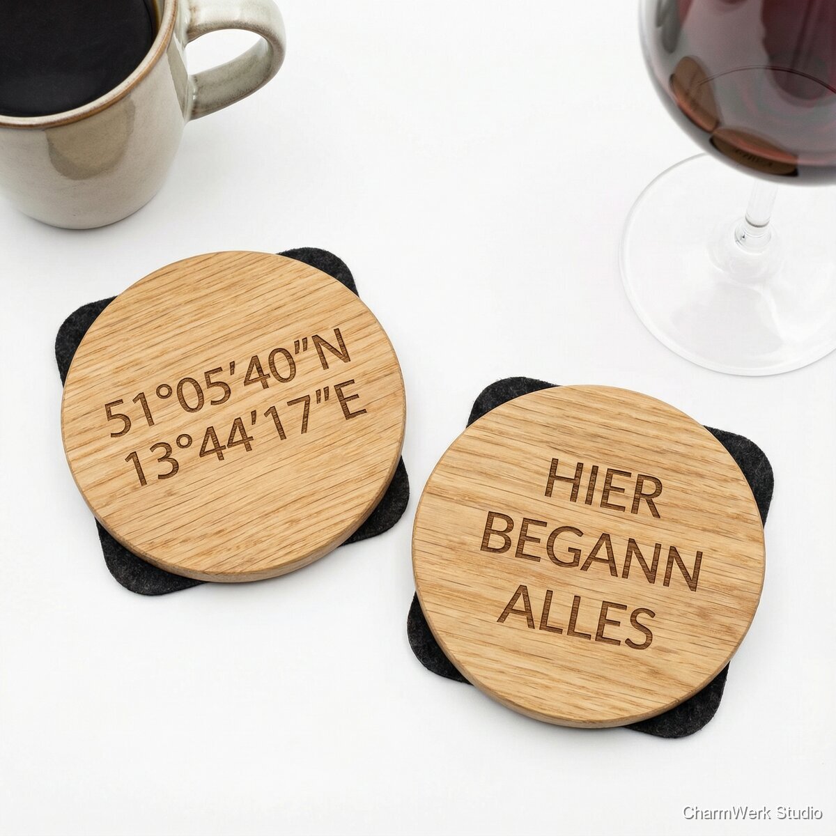 Untersetzer-Paar mit Koordinaten eures Ortes