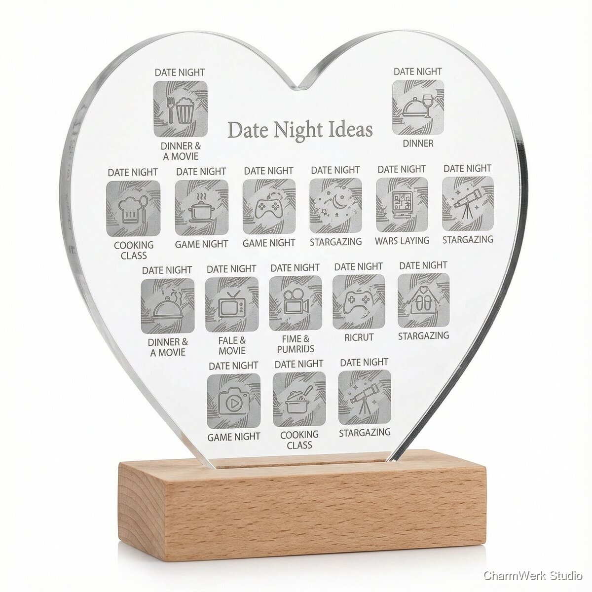 Acryl-Herz mit „Date Night“-Rubbel-Look Gravur - Seitenansicht