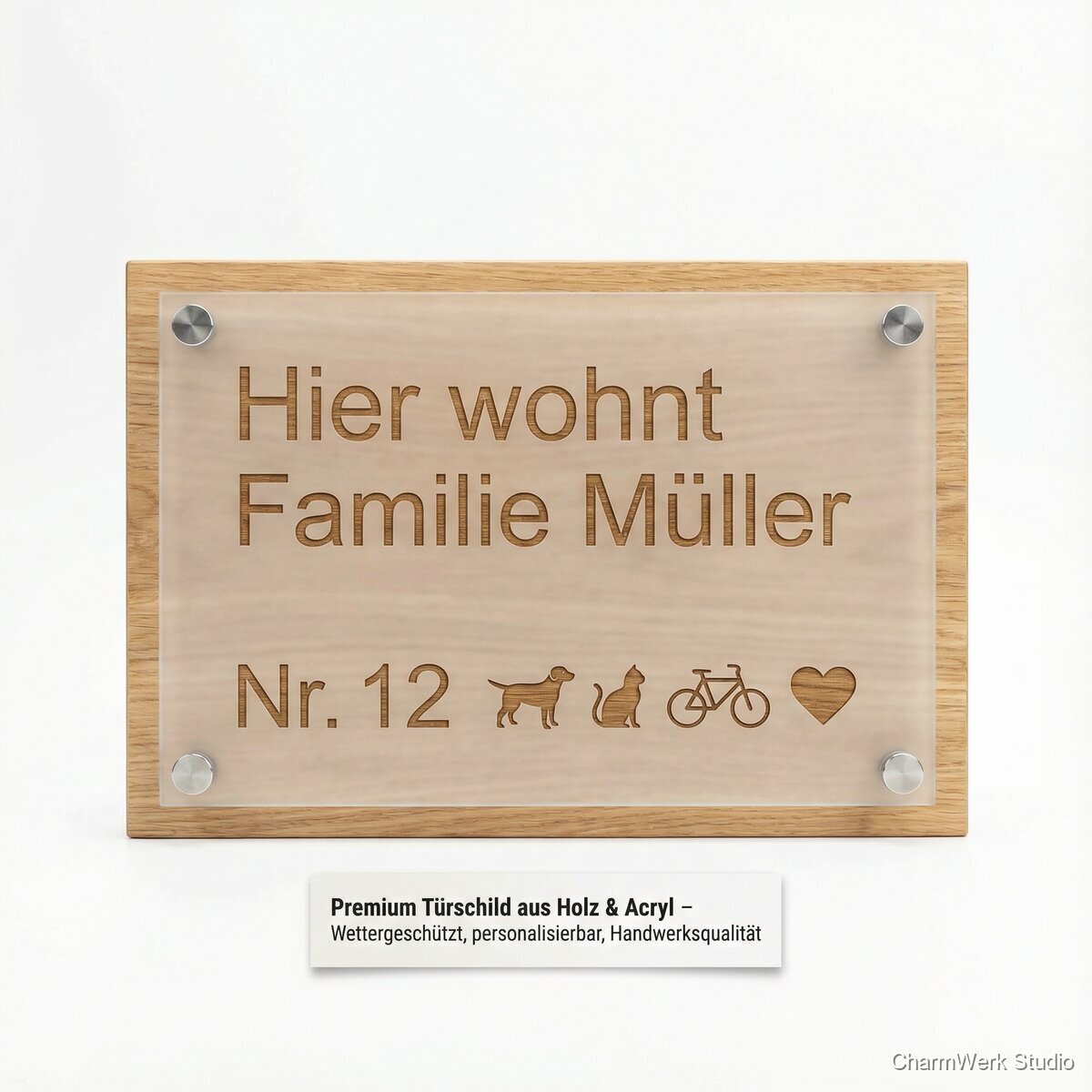 Türschild „Hier wohnt…“ mit Hausnummer & Icons