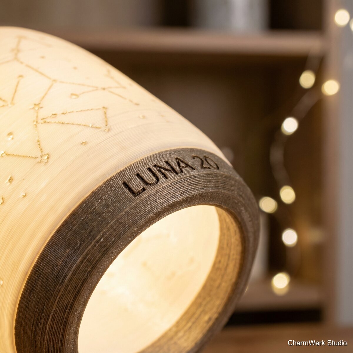 Personalisierte Sternbild-Lampe mit Namensring - Detailansicht
