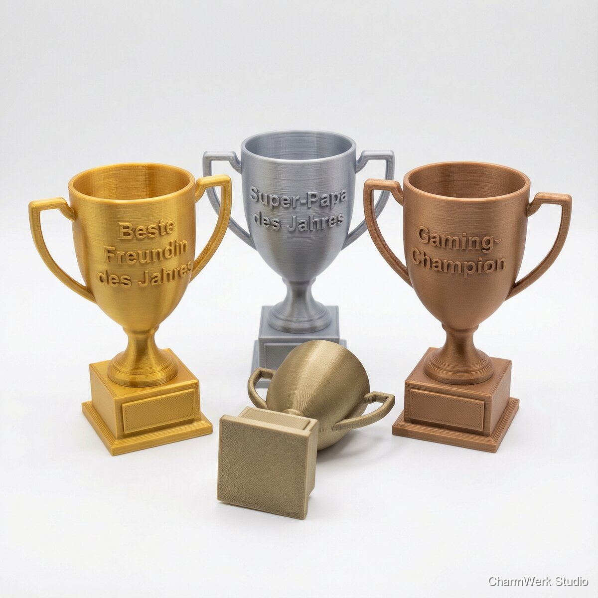 Mini-Trophäe „Bester … des Jahres“ personalisiert - Seitenansicht