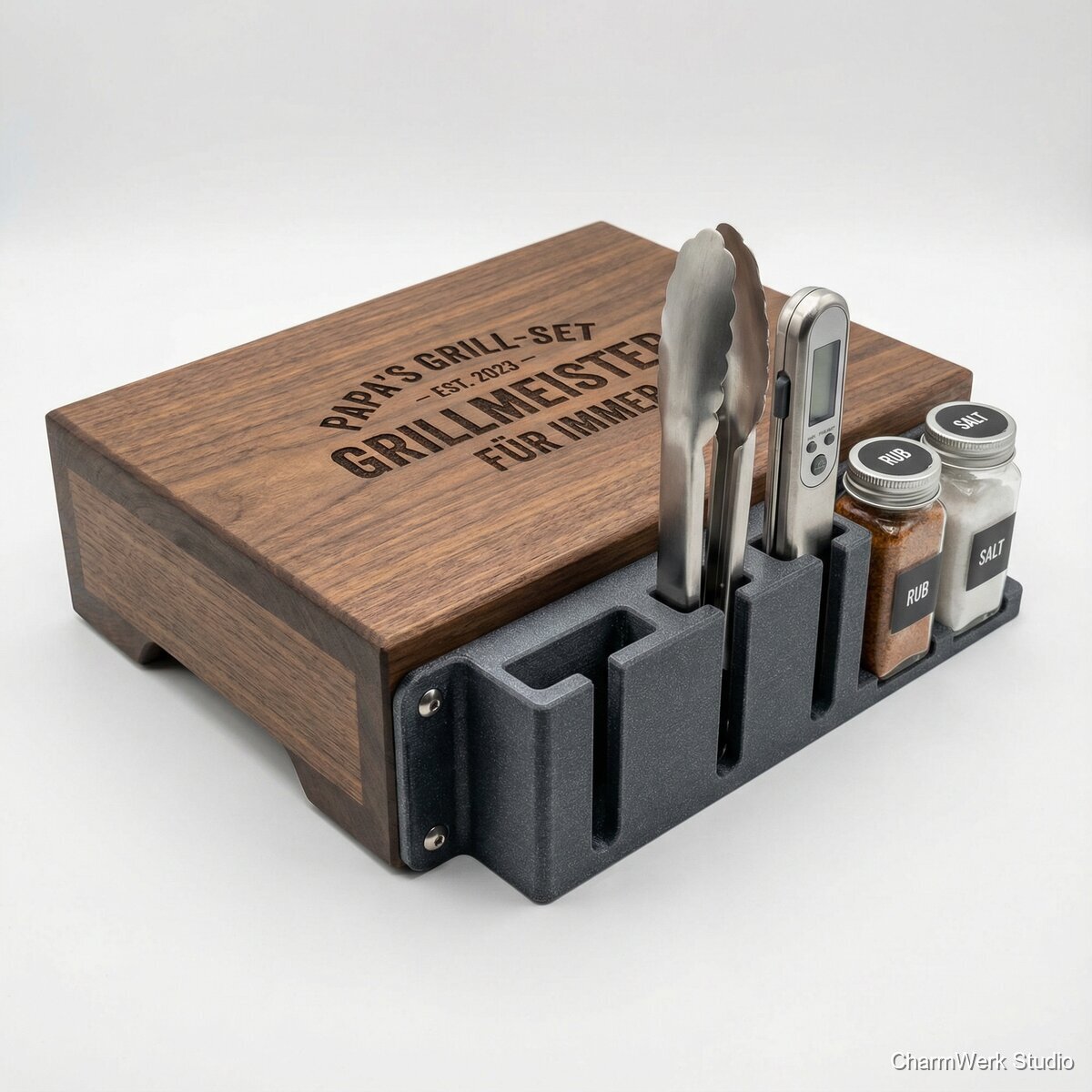 Grillmeister-Set mit Namensbrett und Tool-Halter - Seitenansicht