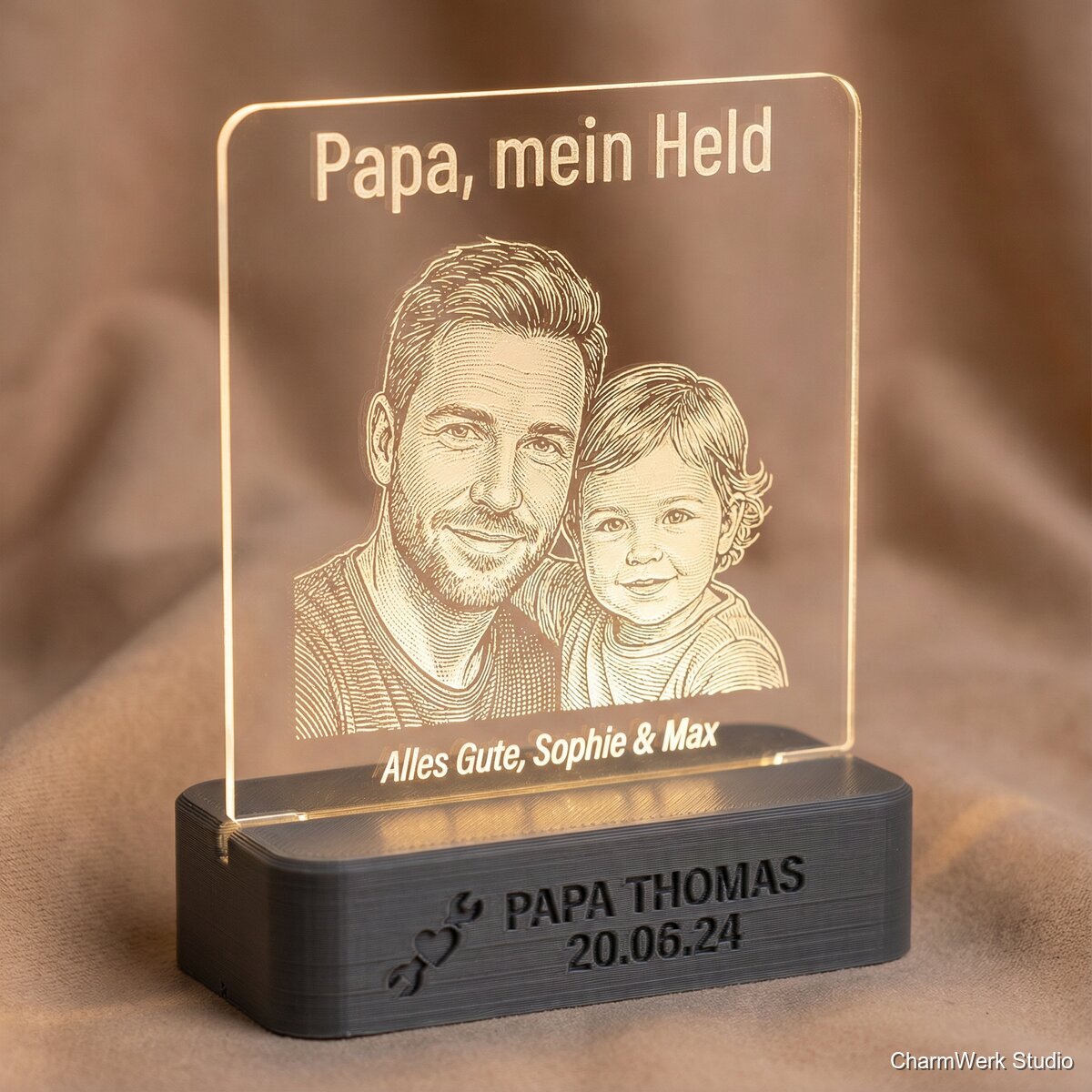 Foto-Nachtlicht „Papa, mein Held“ mit 3D-Sockel - Detailansicht