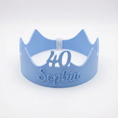 3D-gedruckte Geburtstagskrone mit Namens-Schriftzug