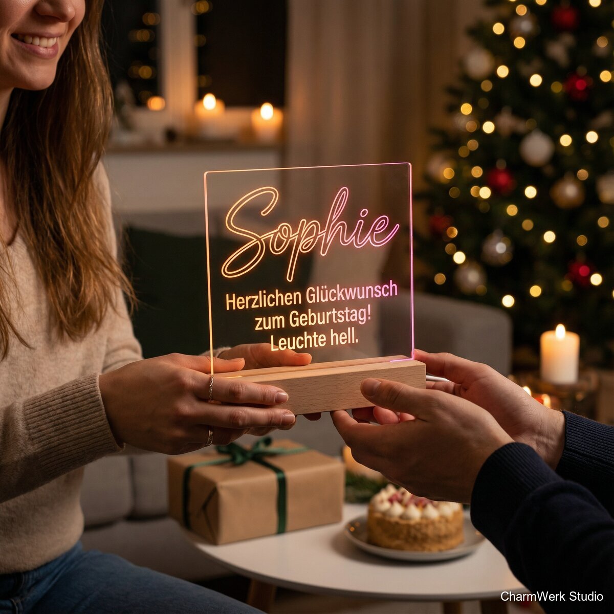 Acryl-Lichtaufsteller „Dein Name in Neon-Look“ - Lifestyle