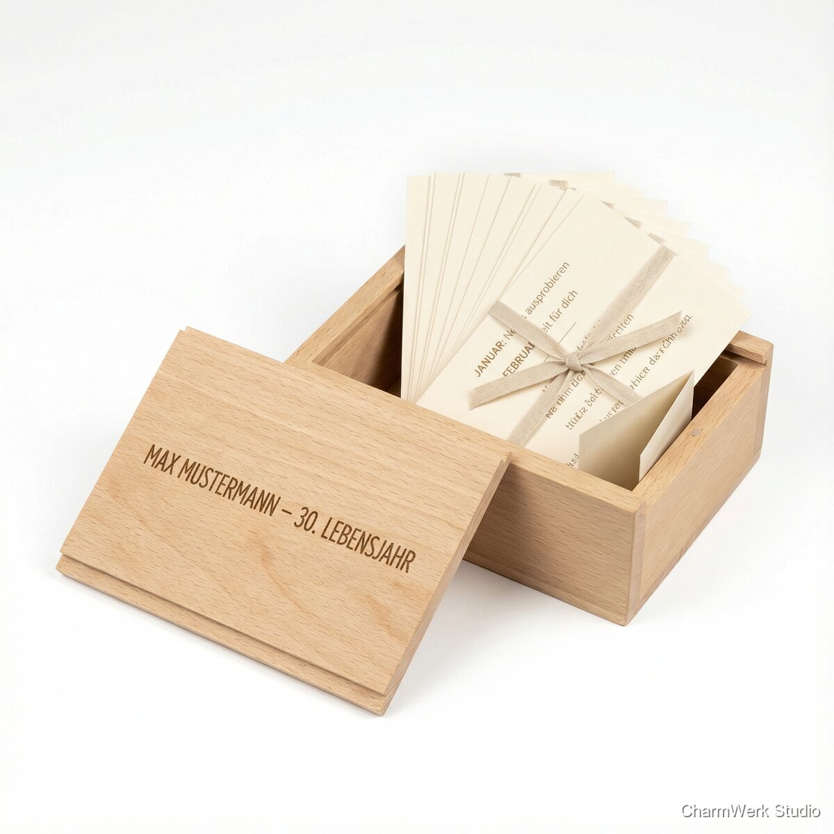 Personalisierte „Bucket-List“-Box mit 12 Monatskarten