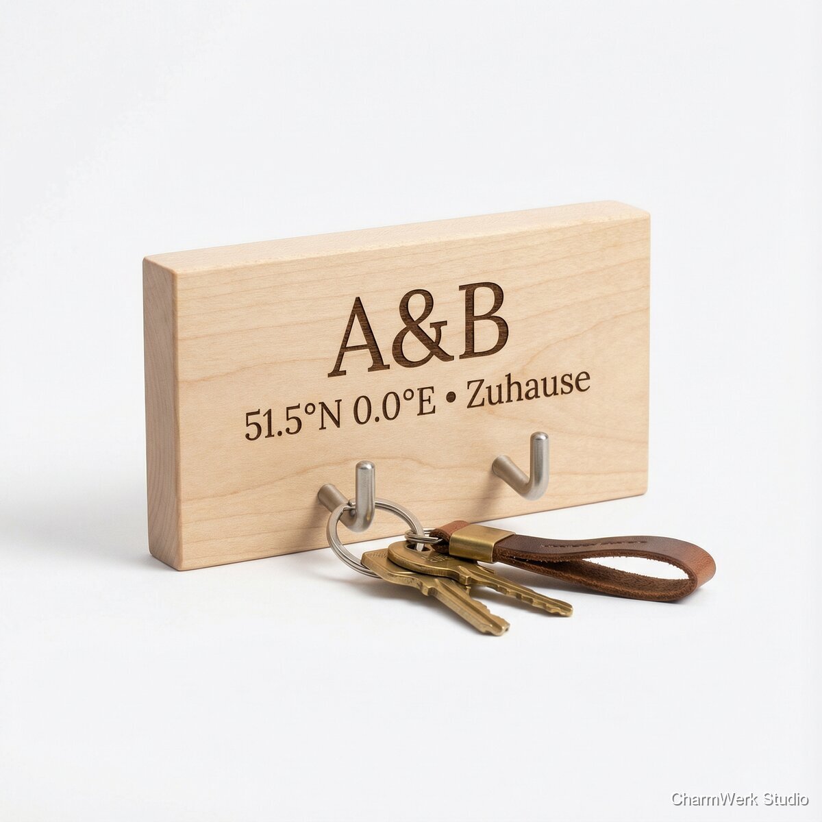Graviertes Paar-Schlüsselbrett mit zwei Haken