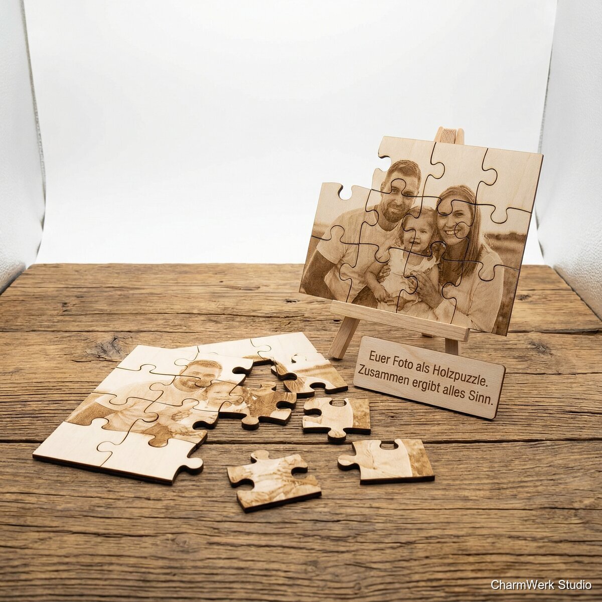 Lasergraviertes Puzzle-Foto auf Holz - Seitenansicht