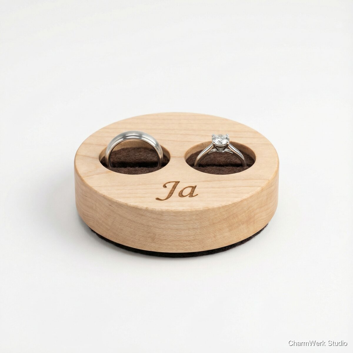 Ringkissen-Alternative: CNC-Ringhalter aus Massivholz