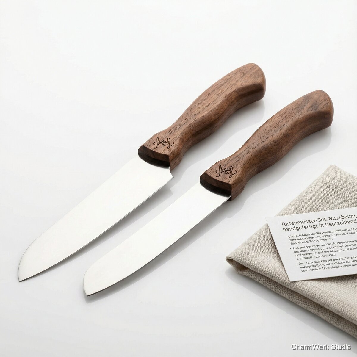 Tortenmesser-Set: CNC-Holzgriffe mit Monogramm