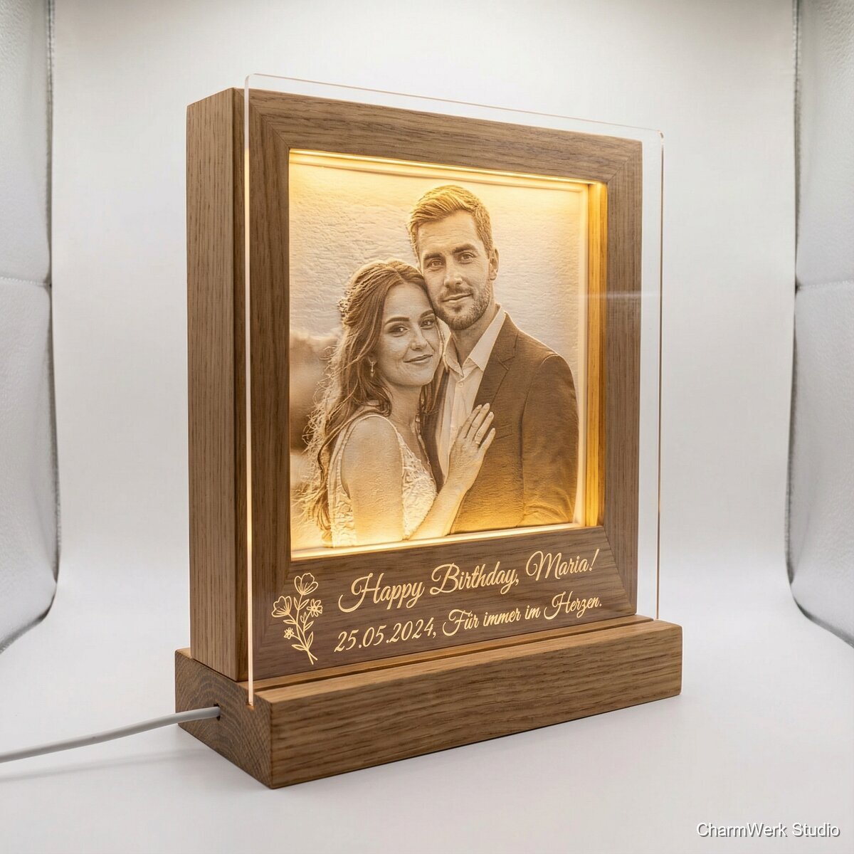 3D-Fotolichtbox mit graviertem Geburtstagsgruß - Seitenansicht