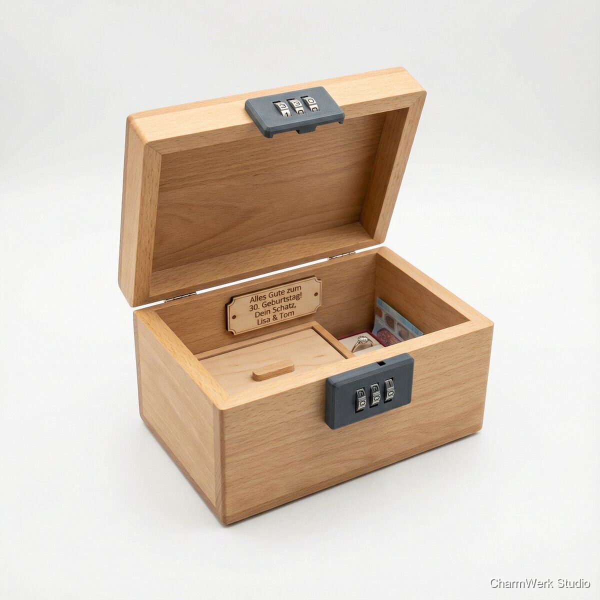 Geburtstags-Schatzkiste mit Zahlenschloss und Geheimfach