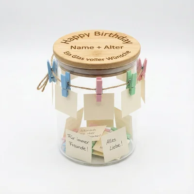Geburtstags-Erinnerungsglas mit graviertem Deckel und 3D-Labels
