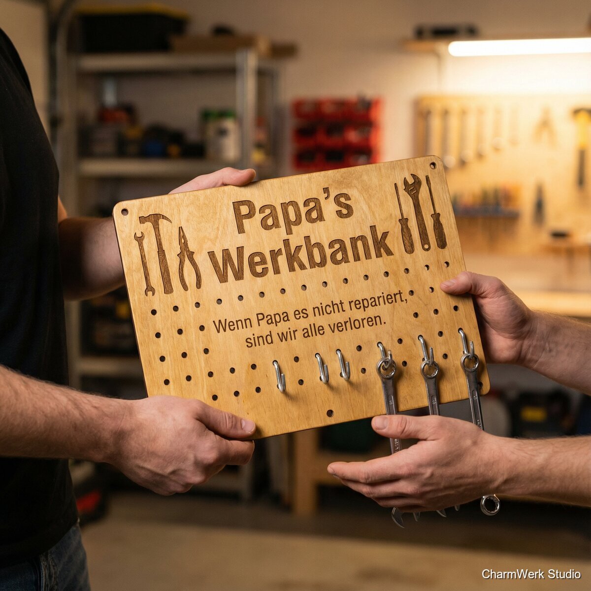 Graviertes Werkzeug-Organizerbrett „Papa’s Werkbank“ - Lifestyle