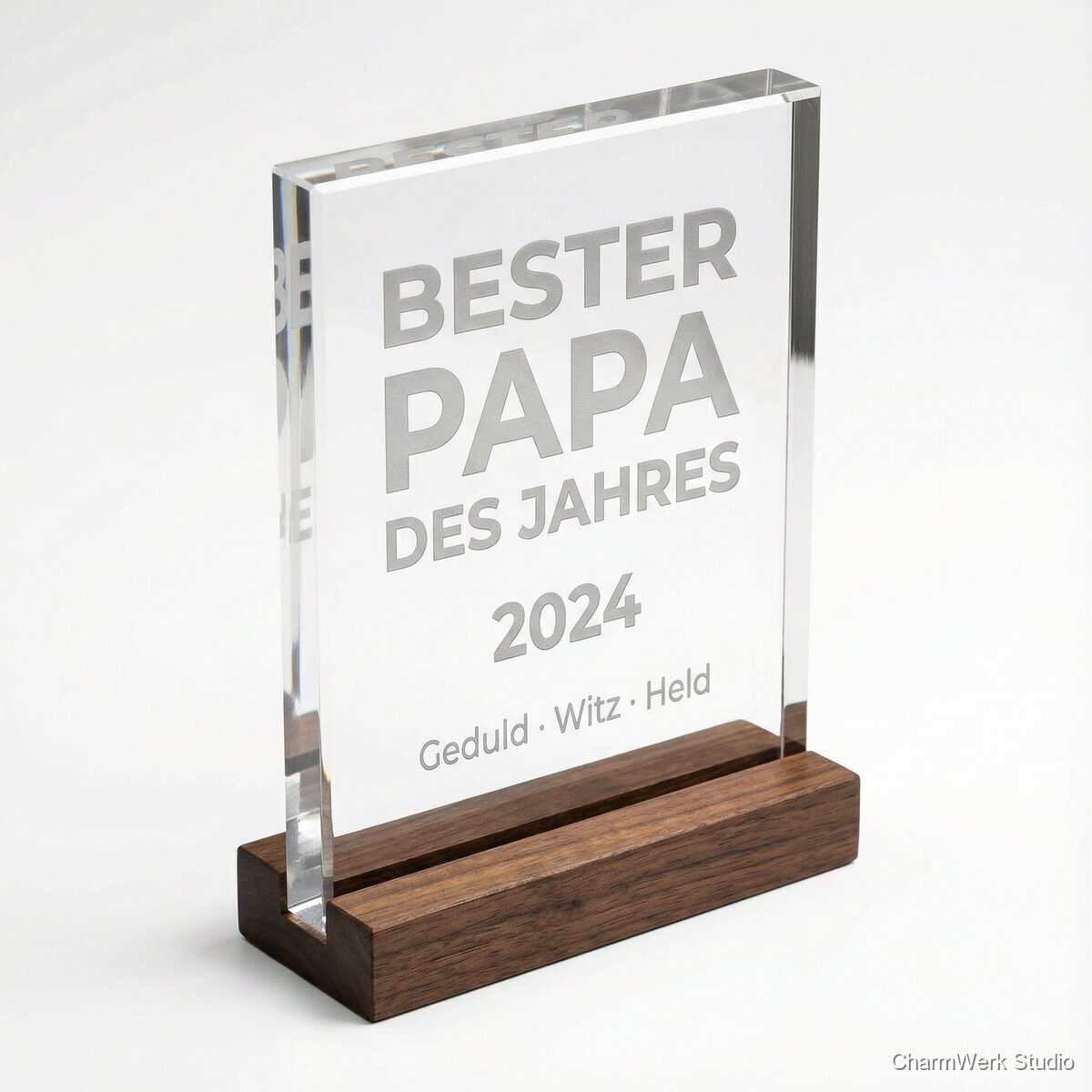 Acryl-Trophäe „Bester Papa des Jahres“ - Seitenansicht