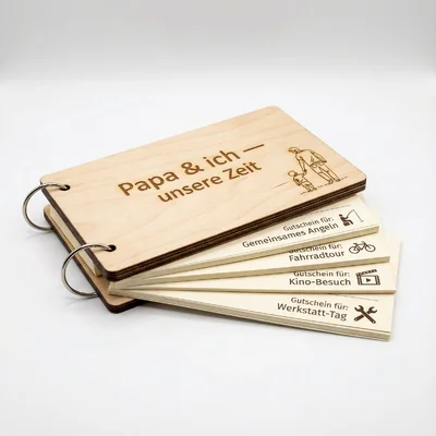 „Papa & ich“-Gutscheinbuch aus Holzcover