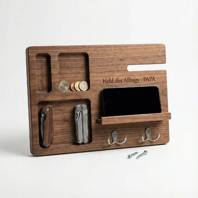 CNC-gefrästes „Papa-Heldenbrett“ für Schlüssel & EDC
