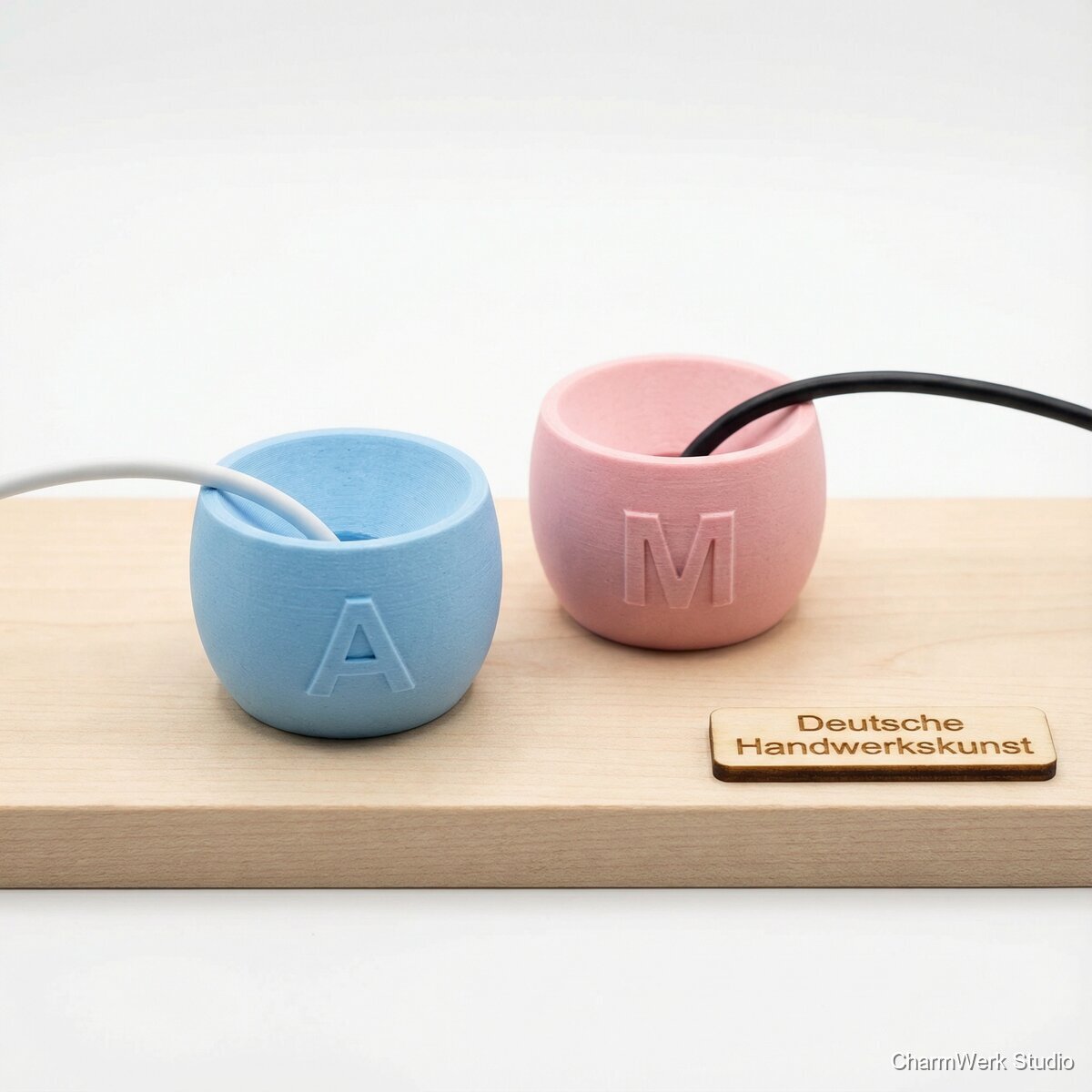 3D-gedrucktes „Zwei Tassen“-Kabelhalter-Set