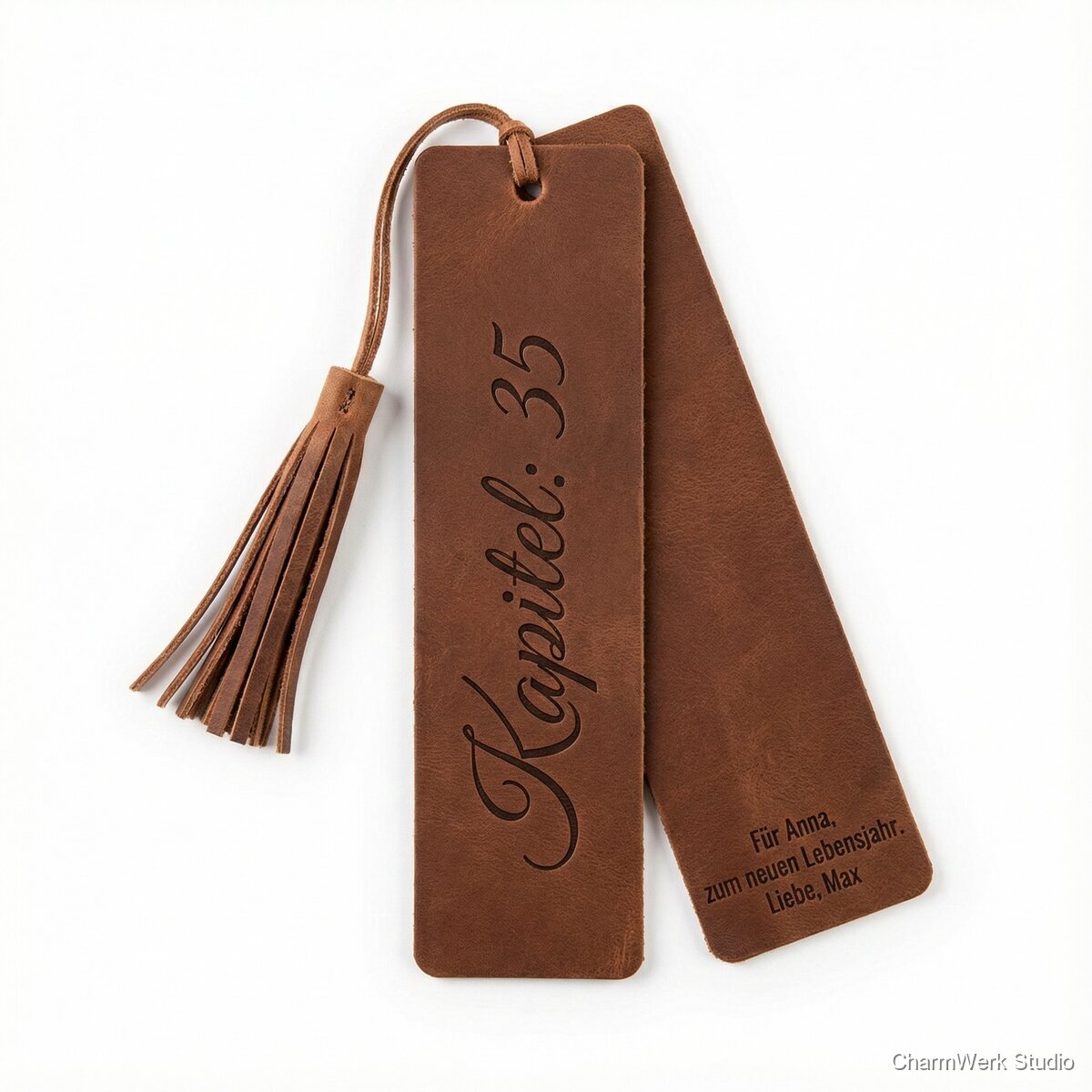 Gravierte Leder-Lesezeichen „Kapitel: Neues Lebensjahr“