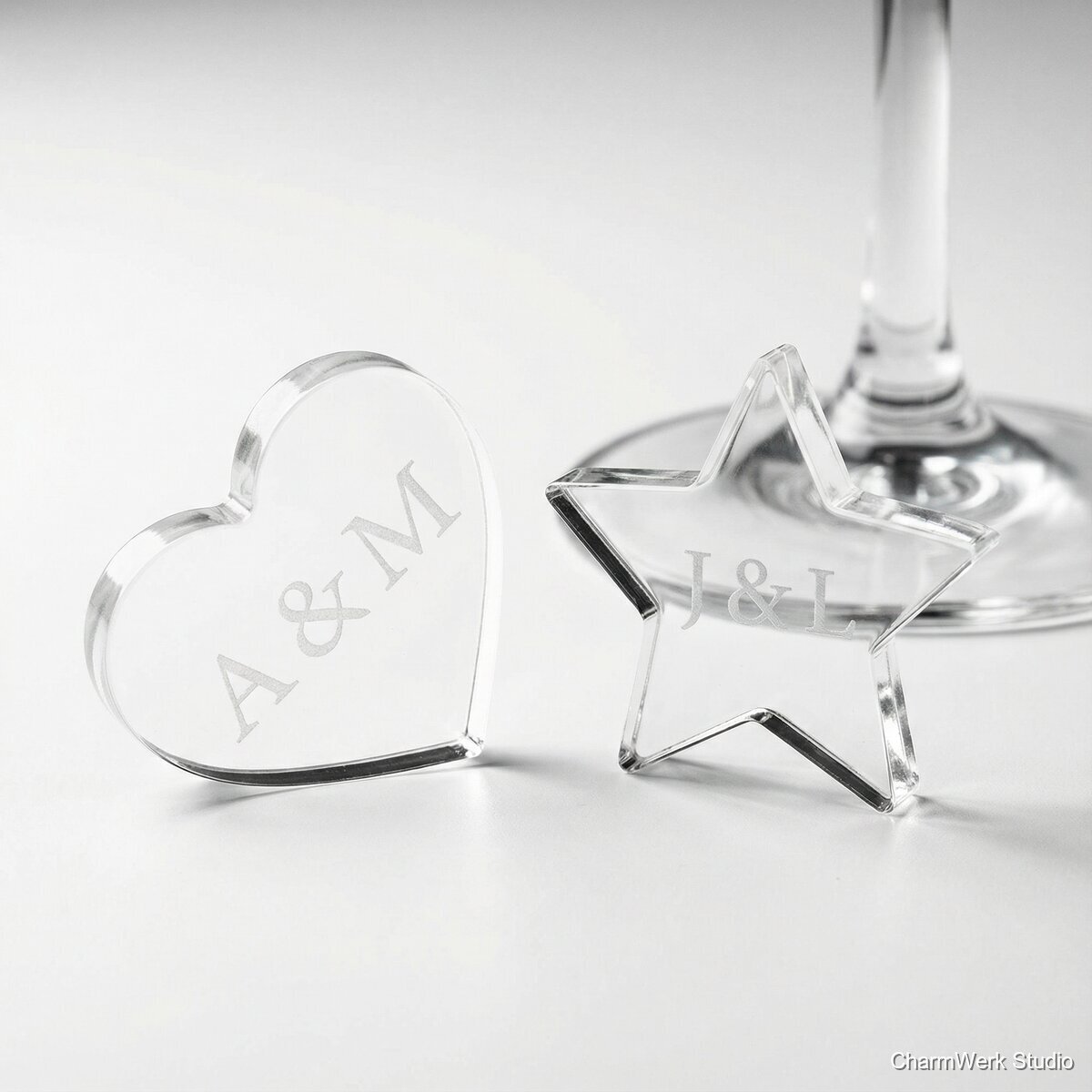 Acryl-Glasmarkierer als Pärchen-Symbole - Seitenansicht