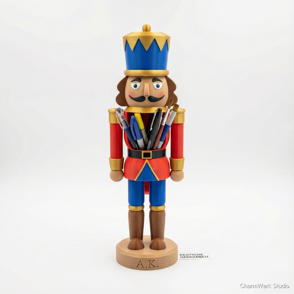 3D-gedruckter Nussknacker-Stiftehalter fürs Homeoffice