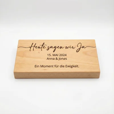 Lasergravierter Holz-Aufsteller „Heute sagen wir Ja“