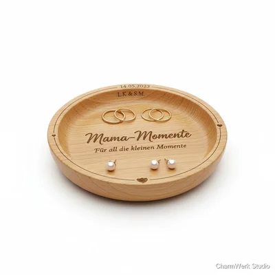 Lasergravierte Schmuckschale „Mama-Momente“ aus Holz