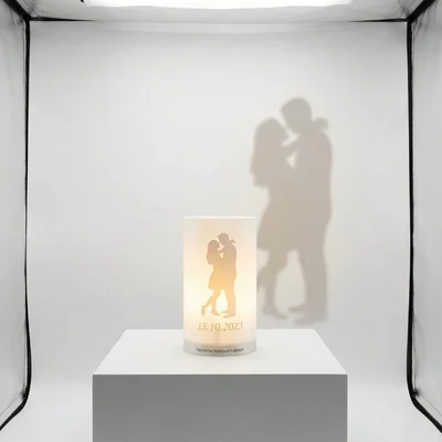 Nachtlicht-Schattenbild mit euren Silhouetten