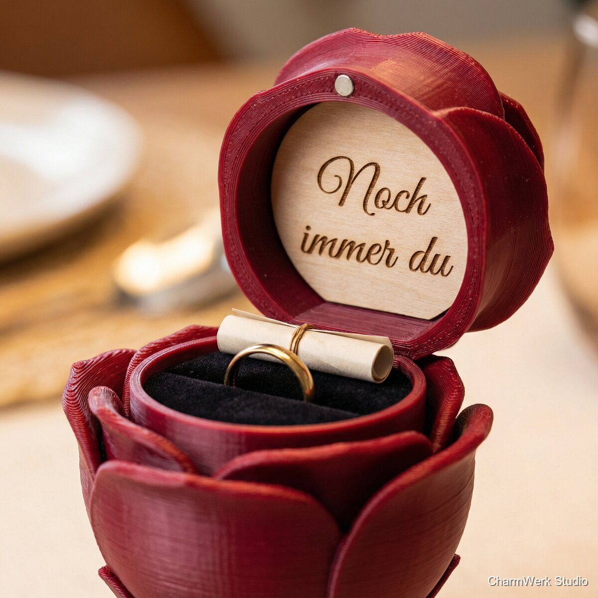 Rosenbox mit versteckter Liebesbotschaft - Detailansicht