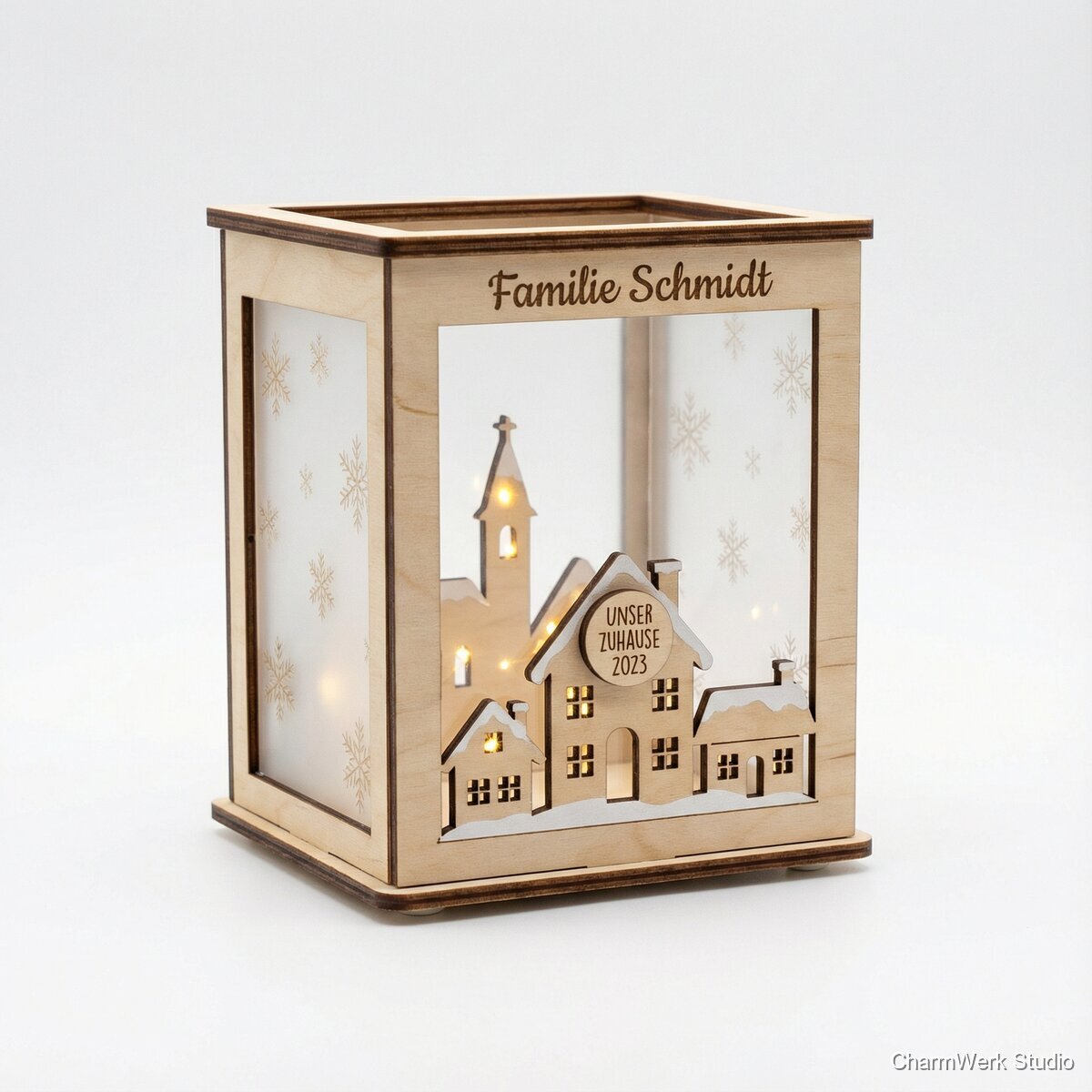 Winterdorf-Laterne mit Namen und Familienhaus