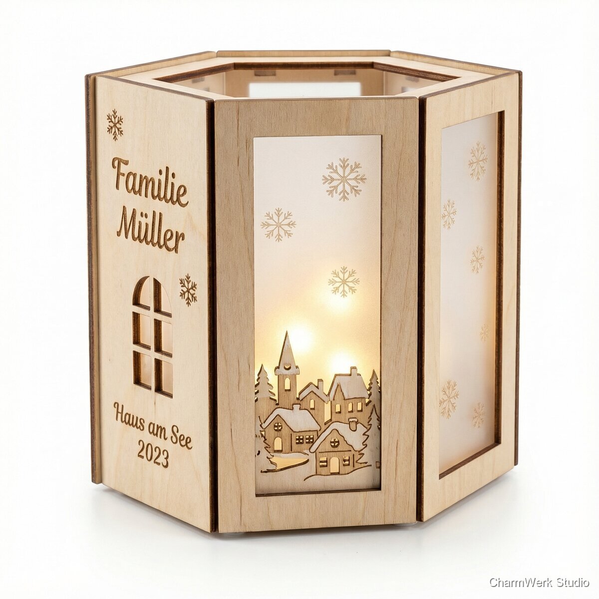 Winterdorf-Laterne mit Namen und Familienhaus - Seitenansicht
