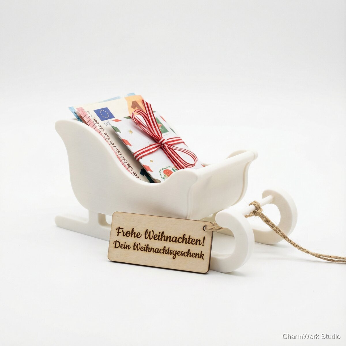 3D-Schlitten-Geldgeschenk mit graviertem Holzschild