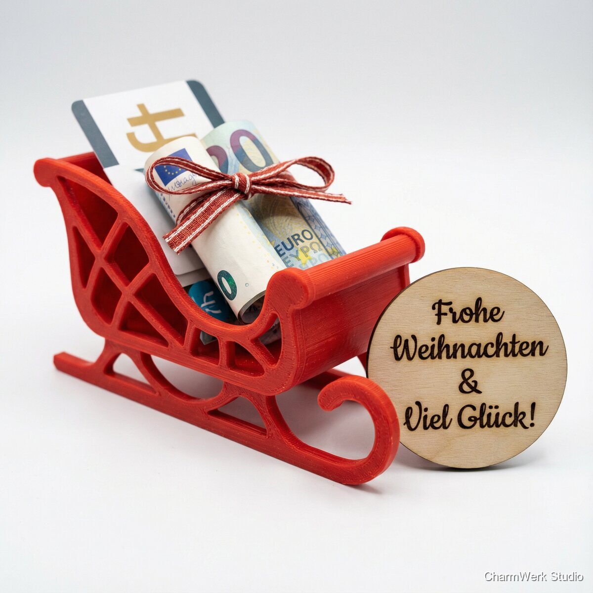 3D-Schlitten-Geldgeschenk mit graviertem Holzschild - Seitenansicht