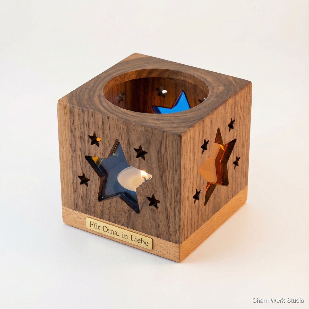 CNC-Kerzenhalter „Sternenhimmel“ mit Acryl-Lichtfenstern - Seitenansicht